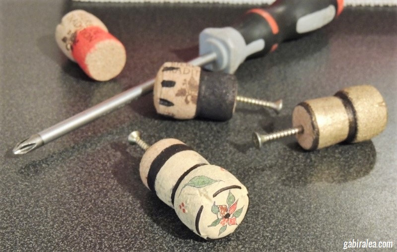 The Easiest Makeover You Can Have Using Wine Corks GabiRalea.ro DIY